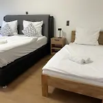 Urbansuites - Stylish Apartments I Koblenz Center I Kitchen I Up To 115M2
