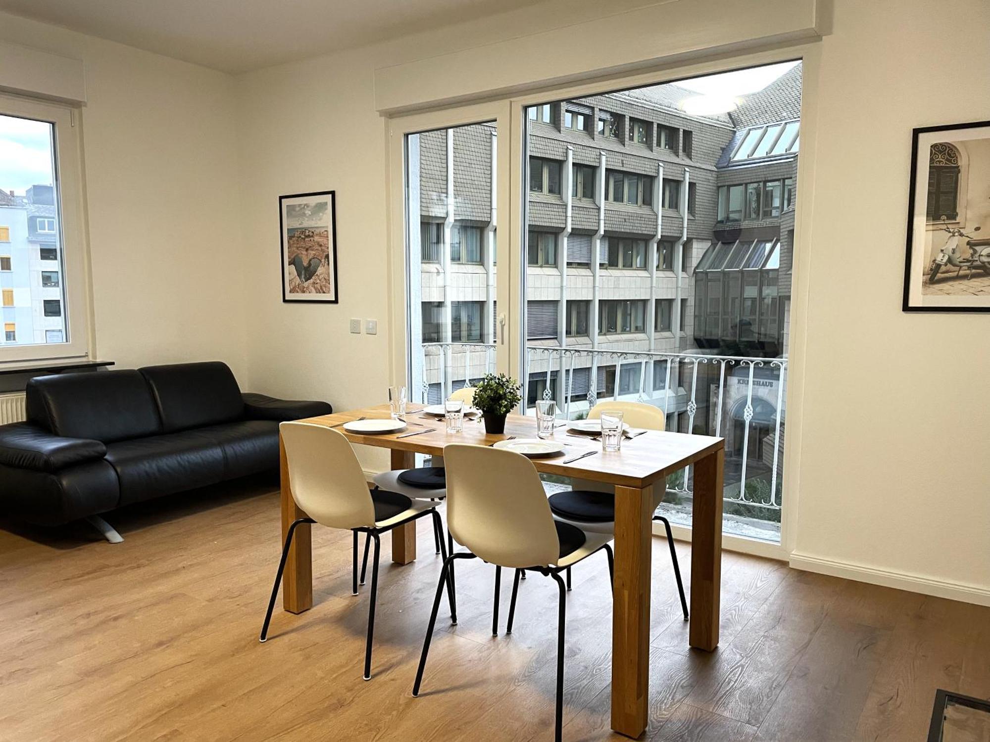 Urbansuites - Stylish I Koblenz Center I Kitchen I Up To 115m2 Apartment